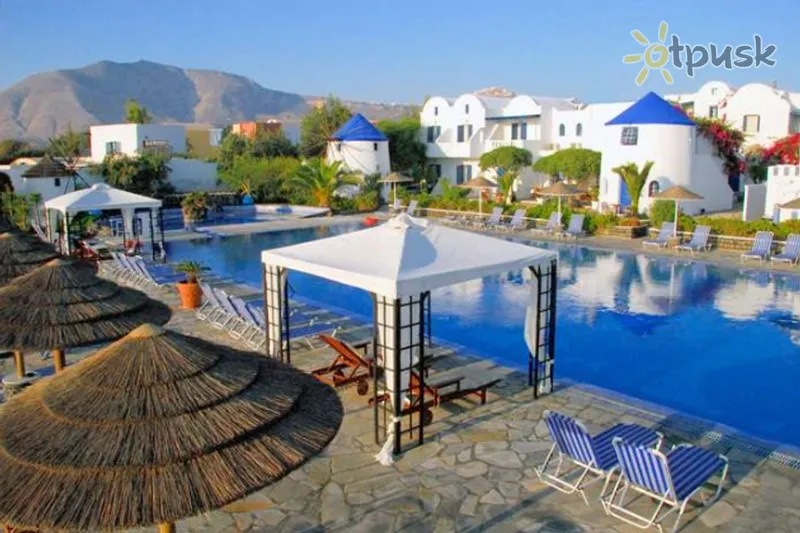 Фото отеля Mediterranean Royal Hotel 5* о. Санторини Греция экстерьер и бассейны