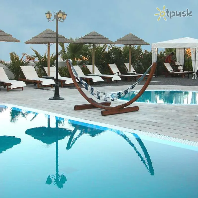 Фото отеля Mediterranean Royal Hotel 5* Santorini Graikija išorė ir baseinai