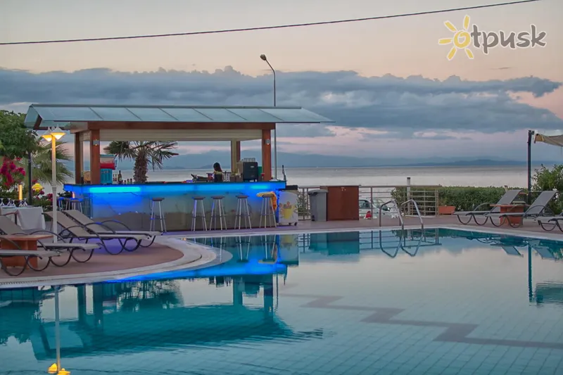 Фото отеля Heliotrope Boutique & Resort Hotels 4* о. Лесбос Греція екстер'єр та басейни