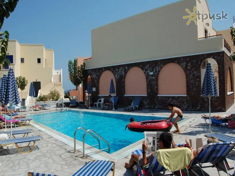 Фото отеля Sirigos Selini Hotel 2* par. Santorini Grieķija ārpuse un baseini