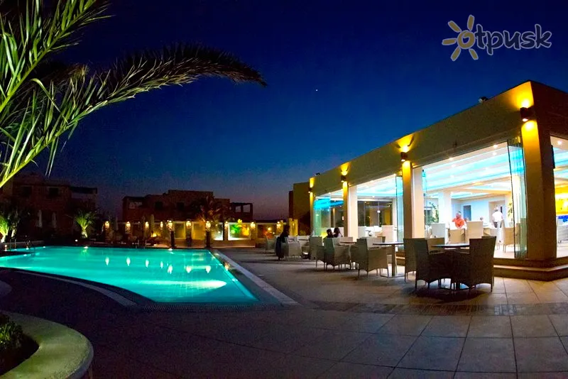 Фото отеля Irini Beach Resort Hotel 3* par. Karpathos Grieķija ārpuse un baseini