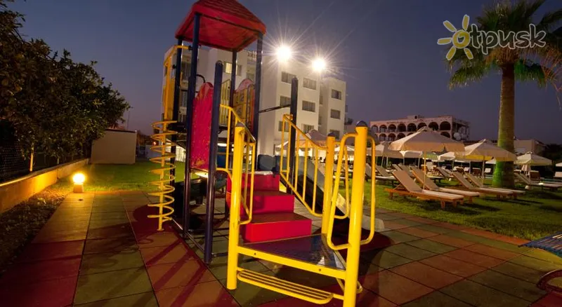 Фото отеля Frixos Suites Hotel apts 3* Ларнака Кипр для детей