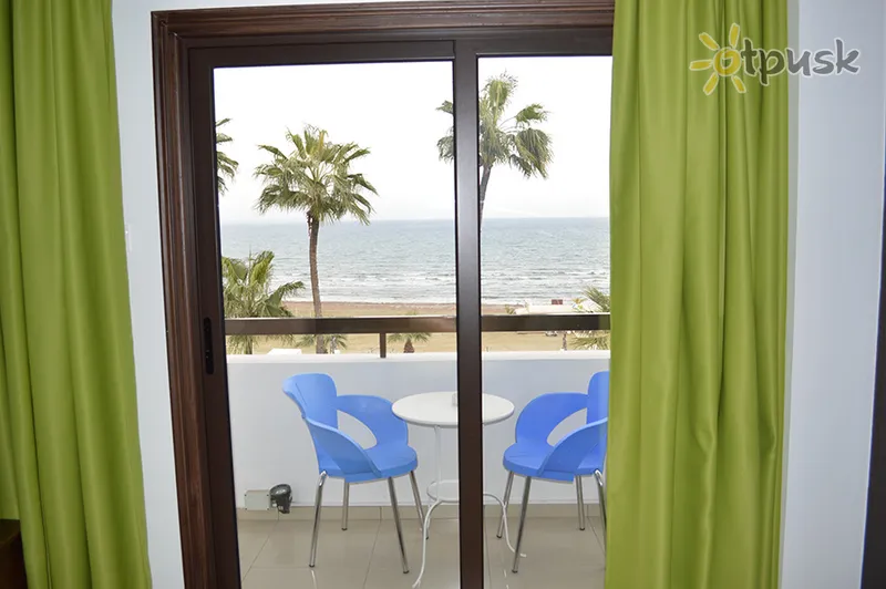 Фото отеля Les Palmiers Beach Hotel 2* Larnaka Kipras kambariai