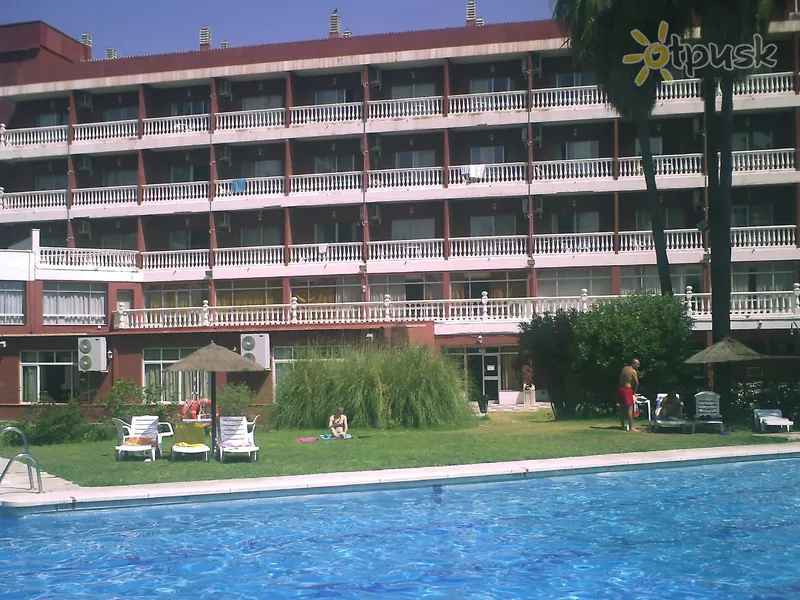 Фото отеля Vita Los Alamos Hotel 3* Costa del Sol Spānija ārpuse un baseini
