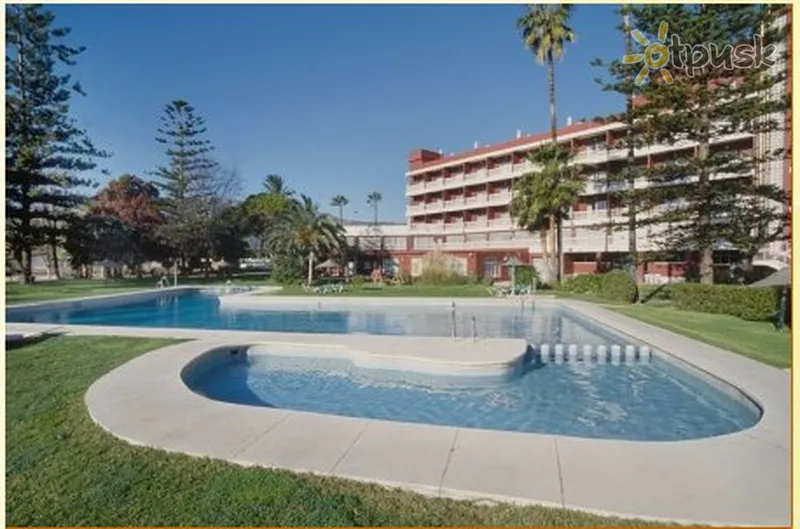 Фото отеля Vita Los Alamos Hotel 3* Коста Дель Соль Испания экстерьер и бассейны