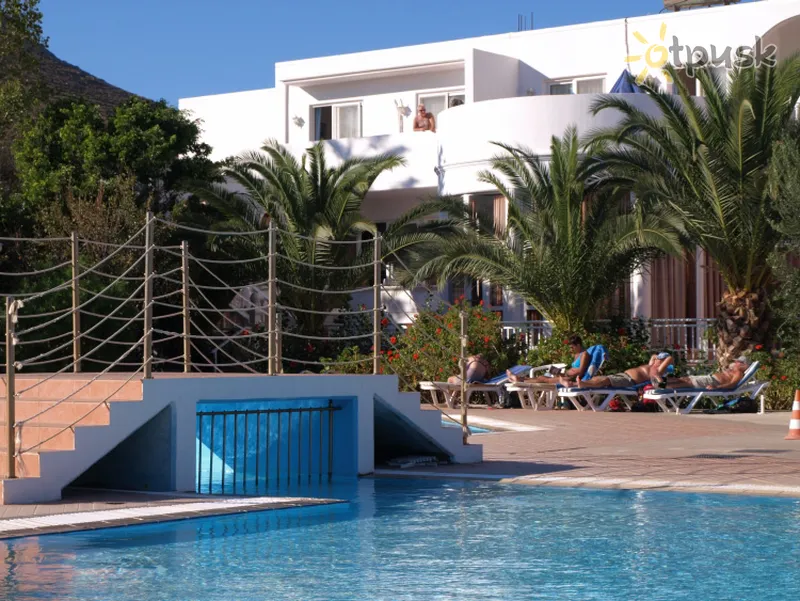 Фото отеля Eristos Beach Hotel 3* par. tilos Grieķija ārpuse un baseini