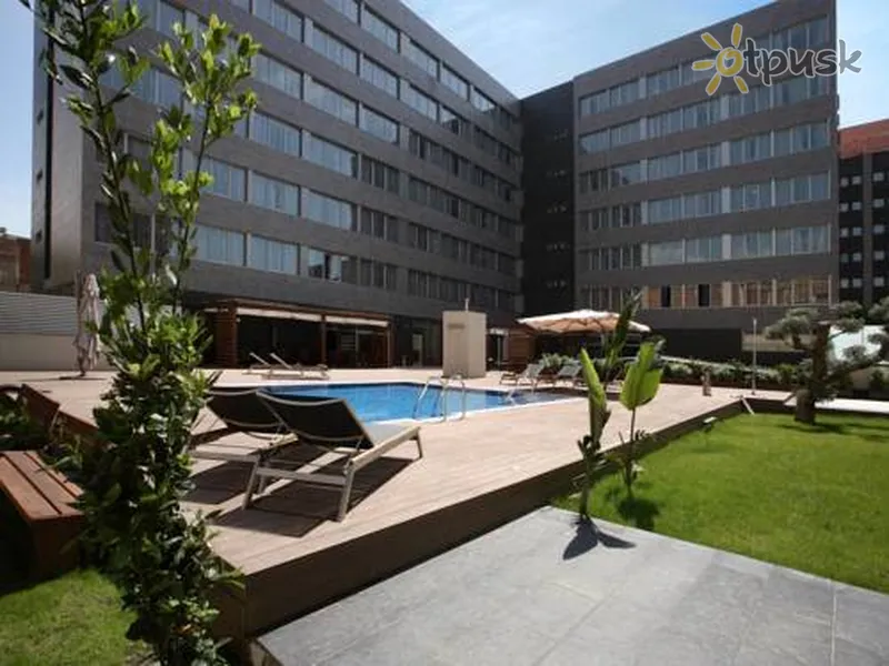 Фото отеля Villa Olimpica Suites Hotel 4* Barselona Spānija ārpuse un baseini