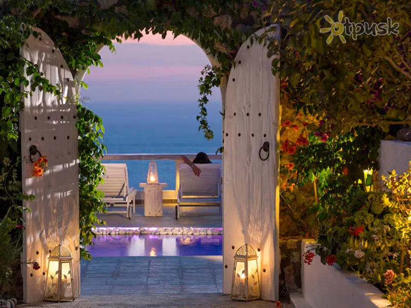 Фото отеля Athermi Suites 3* о. Санторіні Греція екстер'єр та басейни