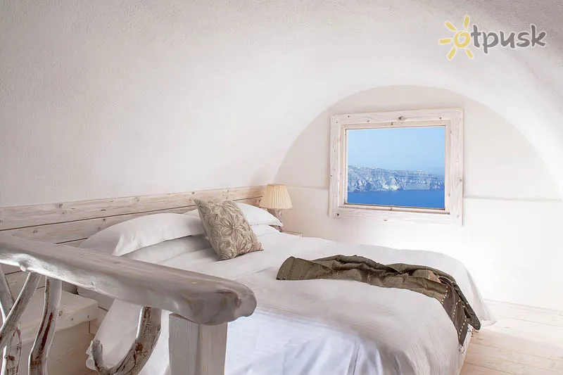 Фото отеля Athermi Suites 3* Santorini Graikija kambariai