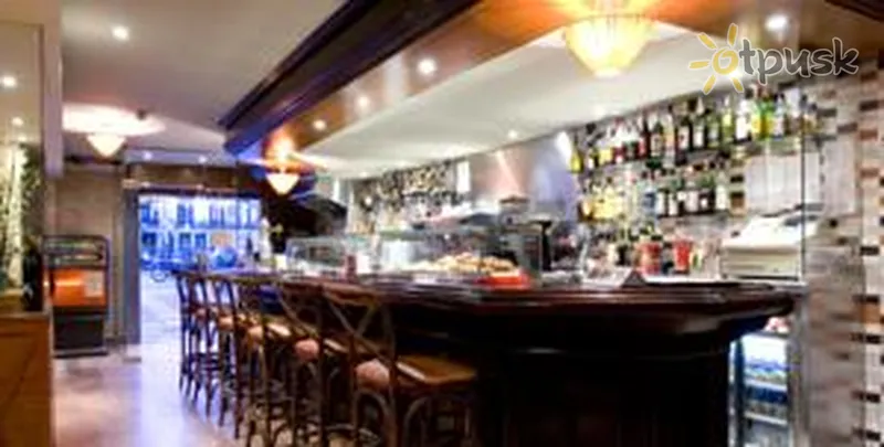 Фото отеля Oasis Hotel 2* Барселона Іспанія бари та ресторани