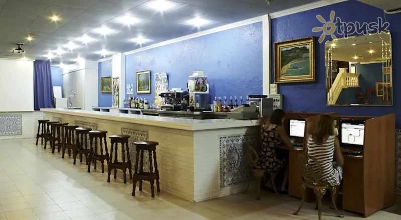 Фото отеля Lloret Club Goya 2* Коста Брава Испания бары и рестораны