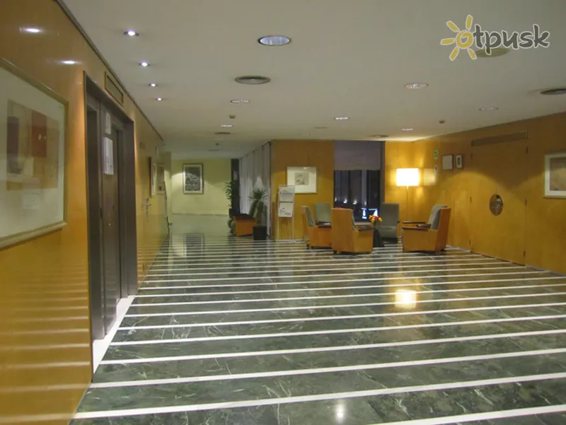 Фото отеля Citadines Prestige Ramblas Barcelona Hotel 3* Барселона Испания лобби и интерьер