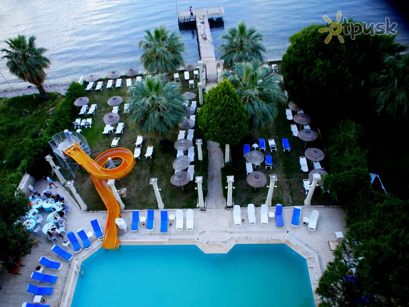 Фото отеля Blu Mare Beach Hotel 3* Кушадаси Туреччина екстер'єр та басейни