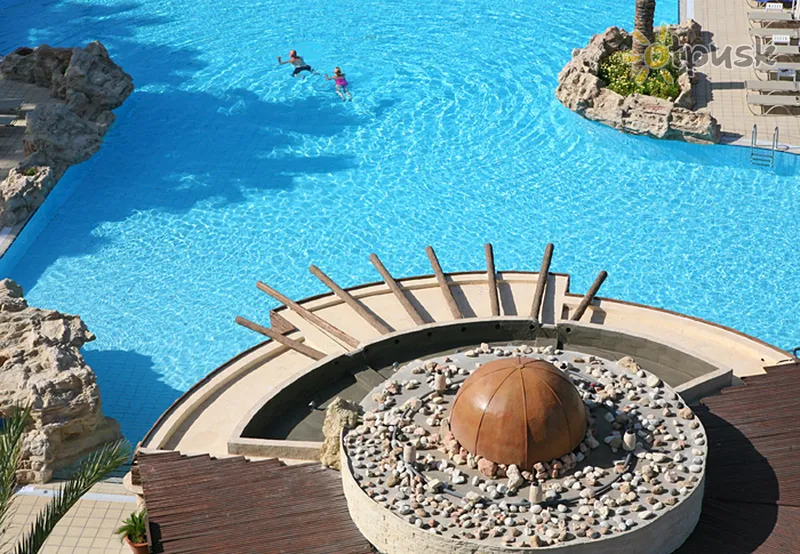 Фото отеля St. George Hotel Spa & Golf Beach Resort 4* Patosas Kipras išorė ir baseinai