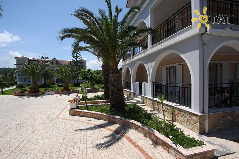 Фото отеля Sofia-Yiota Studios & Apartments 3* о. Закінф Греція екстер'єр та басейни