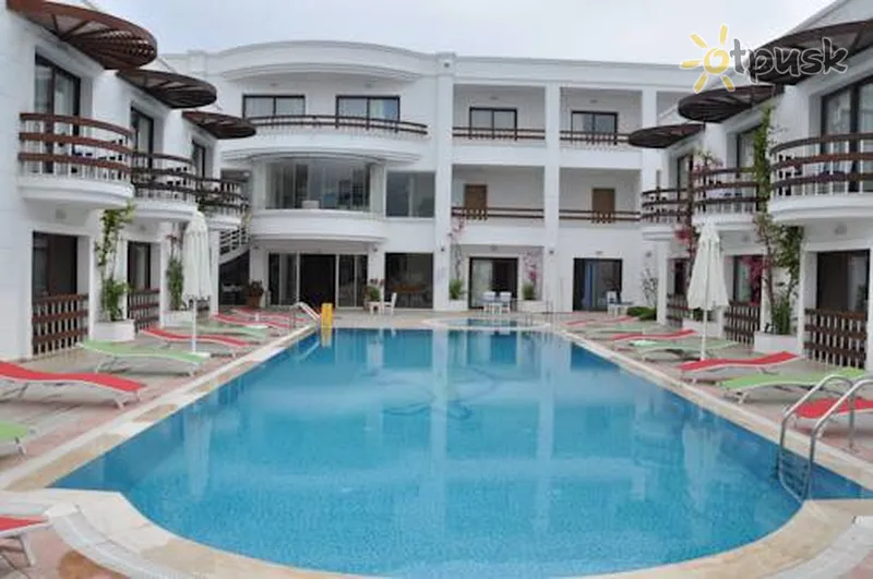 Фото отеля Beyaz Suite Hotel 3* Бодрум Туреччина екстер'єр та басейни