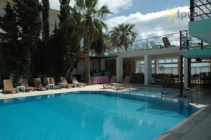 Фото отеля Cemre Hotel 2* Bodruma Turcija ārpuse un baseini
