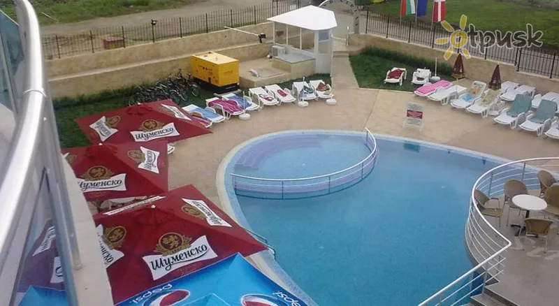 Фото отеля Grand Sirena 3* Равда Болгарія екстер'єр та басейни