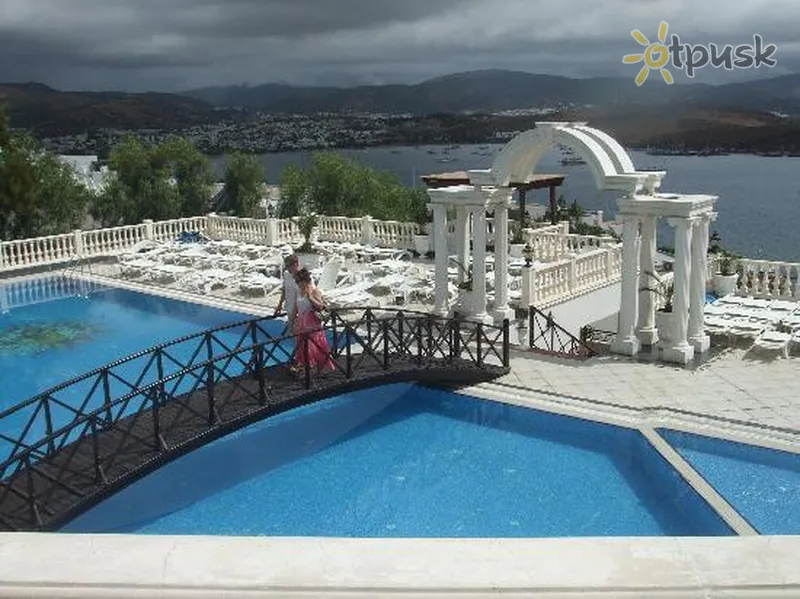 Фото отеля Grand Newport Hotel 4* Бодрум Туреччина екстер'єр та басейни
