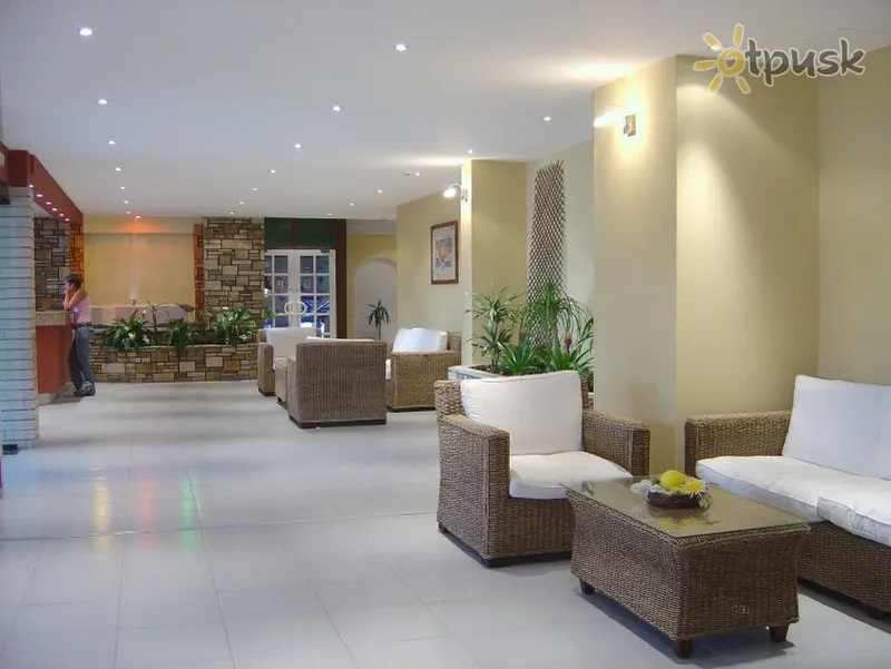 Фото отеля Sandra Hotel Apartments 3* Протарас Кипр лобби и интерьер