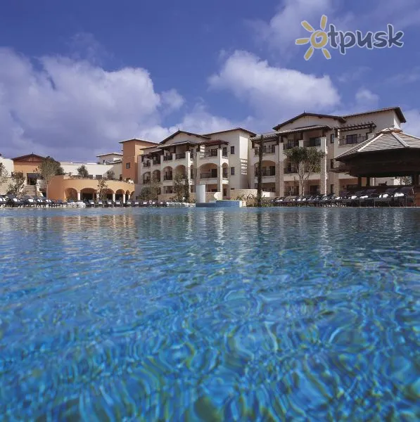 Фото отеля Atlantica Aphrodite Hills Hotel 5* Patosas Kipras išorė ir baseinai