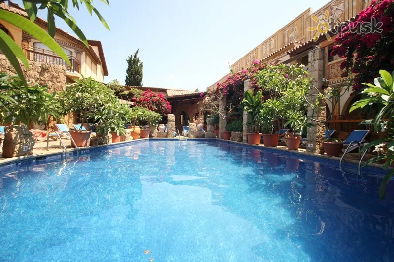 Фото отеля Roman 3* Patosas Kipras išorė ir baseinai
