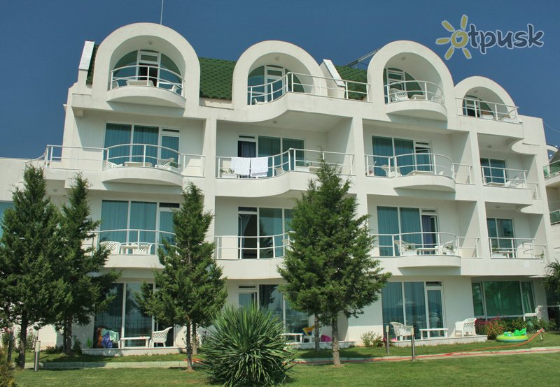 Фото отеля Peter Hotel 3* Равда Болгария экстерьер и бассейны