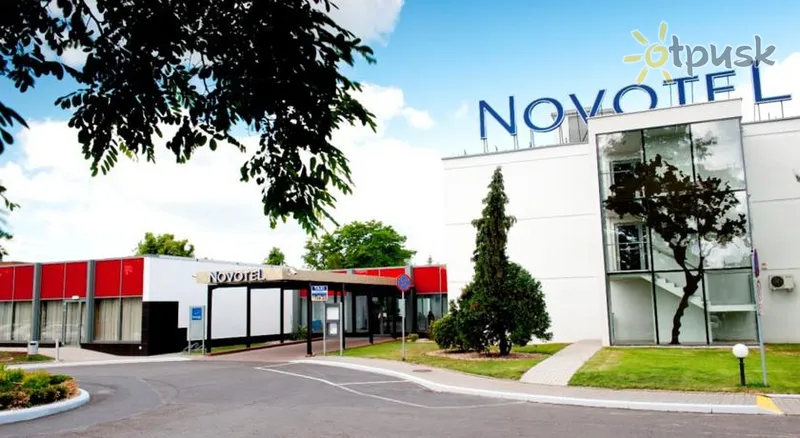 Фото отеля Novotel Wroclaw 3* Вроцлав Польща екстер'єр та басейни