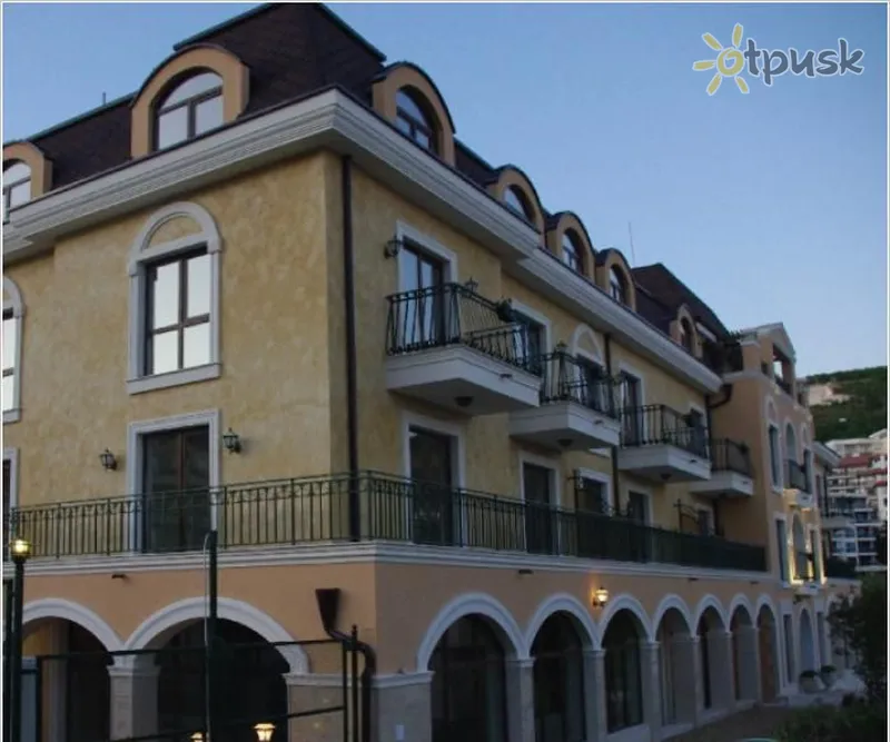 Фото отеля Villa Allegra Apart-Hotel 3* Каварна Болгария экстерьер и бассейны