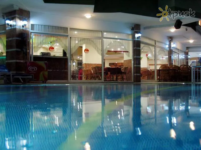Фото отеля Kleopatra Neray Hotel 3* Alanija Turkija išorė ir baseinai