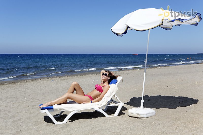 Фото отеля Larissa Holiday Beach Club 4* Алания Турция пляж