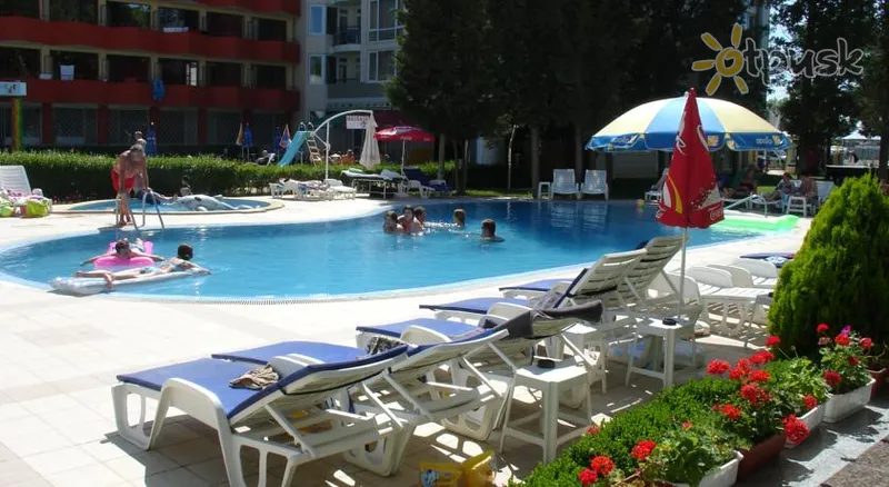 Фото отеля Klisura Hotel 3* Saulainā pludmale Bulgārija ārpuse un baseini