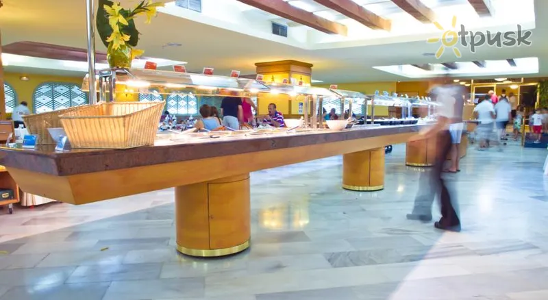 Фото отеля Las Palmeras Fuengirola Hotel 4* Costa del Sol Spānija bāri un restorāni