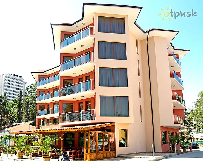 Фото отеля Maverick Hotel 3* Saulainā pludmale Bulgārija ārpuse un baseini