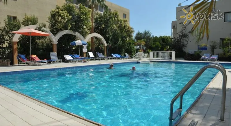 Фото отеля Marianna Hotel Apartments 3* Limasolis Kipras išorė ir baseinai