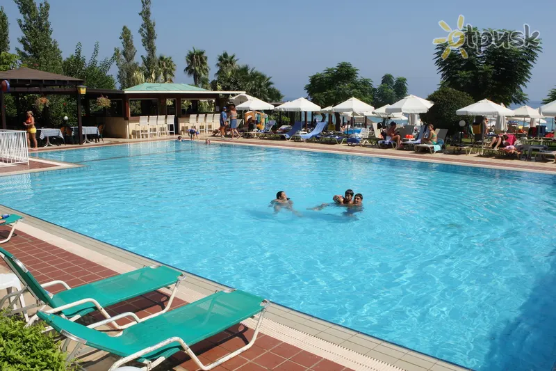 Фото отеля Iliada Beach Hotel 4* Протарас Кіпр екстер'єр та басейни