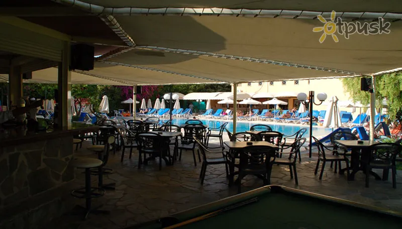 Фото отеля Jasmine Hotel Apts 3* Limasolis Kipras barai ir restoranai