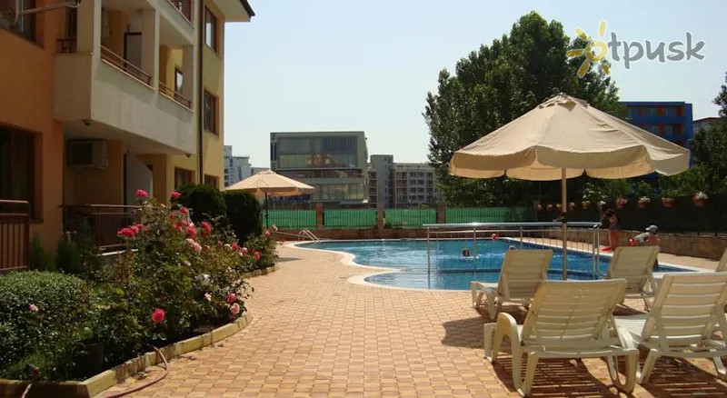 Фото отеля Sunny Dreams Holiday Apartments 3* Saulainā pludmale Bulgārija ārpuse un baseini