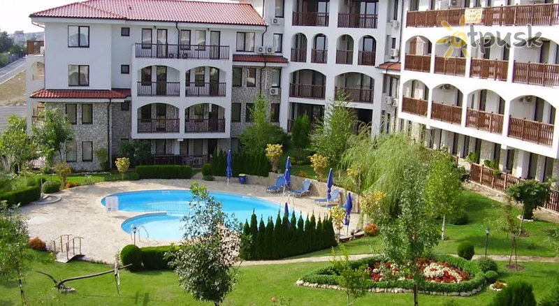 Фото отеля Delfin Apartments 4* Святой Влас Болгария экстерьер и бассейны