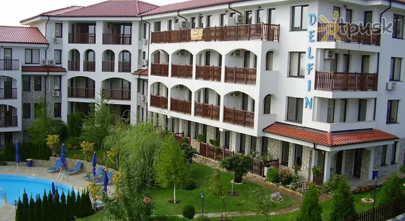 Фото отеля Delfin Apartments 4* Šventasis Vlasas Bulgarija išorė ir baseinai