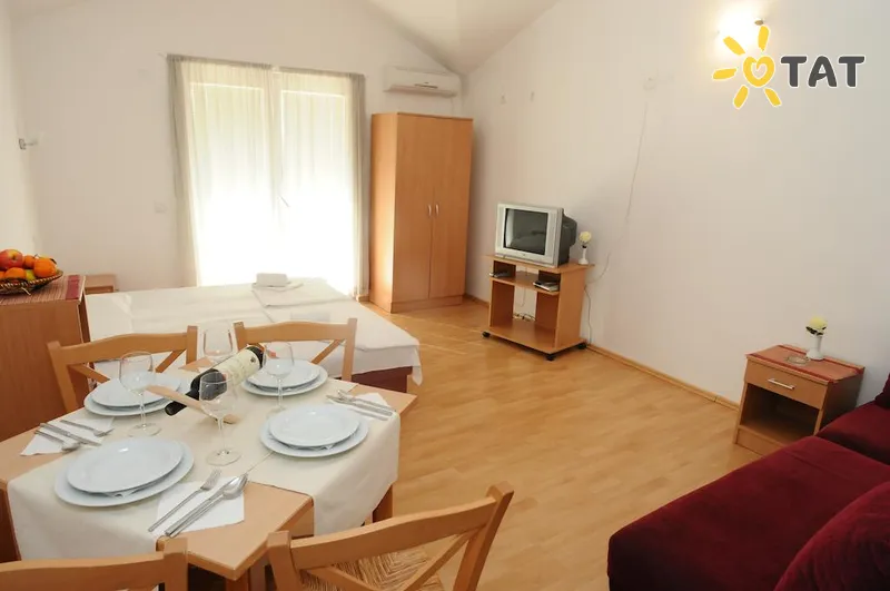 Фото отеля Nion Hotel 3* Петровац Чорногорія номери