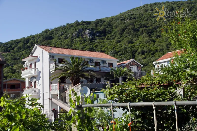 Фото отеля Radonjic Apartments 3* Budva Juodkalnija išorė ir baseinai