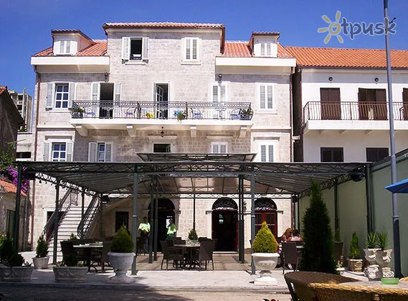Фото отеля Kezman Apartmani 4* Herceg Novi Melnkalne ārpuse un baseini