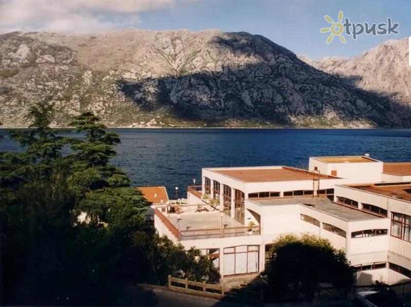 Фото отеля Vrmac Institut 2* Kotoras Juodkalnija išorė ir baseinai