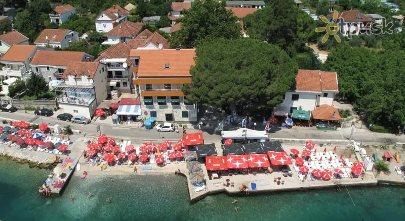 Фото отеля Fiammanti Hotel 3* Герцег Нові Чорногорія пляж