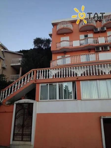 Фото отеля Vuyacic Villa 3* Будва Чорногорія екстер'єр та басейни
