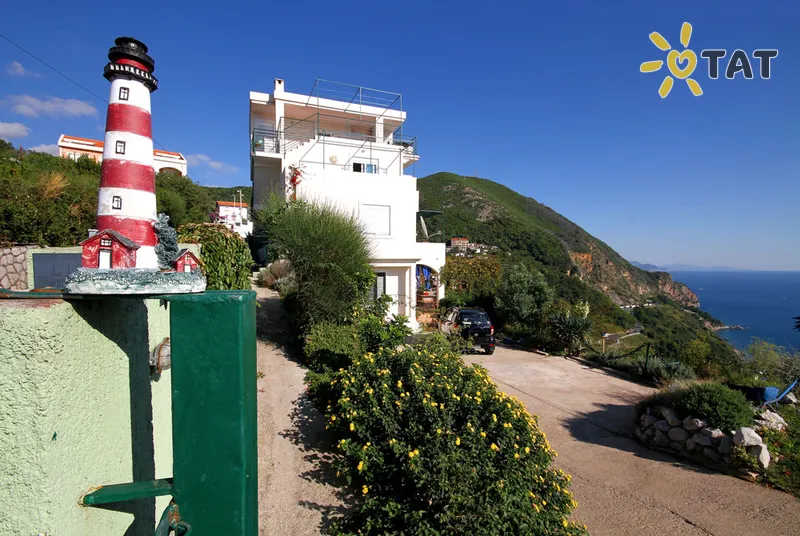 Фото отеля Light House Villa 3* Будва Чорногорія екстер'єр та басейни