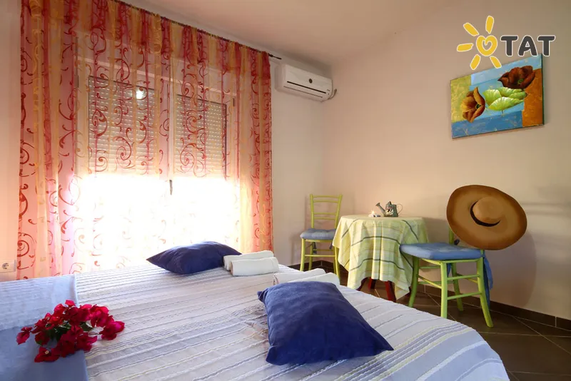 Фото отеля Light House Villa 3* Будва Чорногорія номери