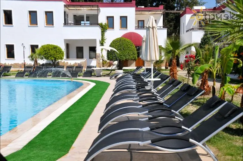 Фото отеля Club Cherry Hotel & Family Suites 3* Бодрум Турция экстерьер и бассейны