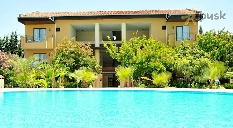 Фото отеля Lemas Suite Hotel by Kulabey 3* Сіде Туреччина екстер'єр та басейни